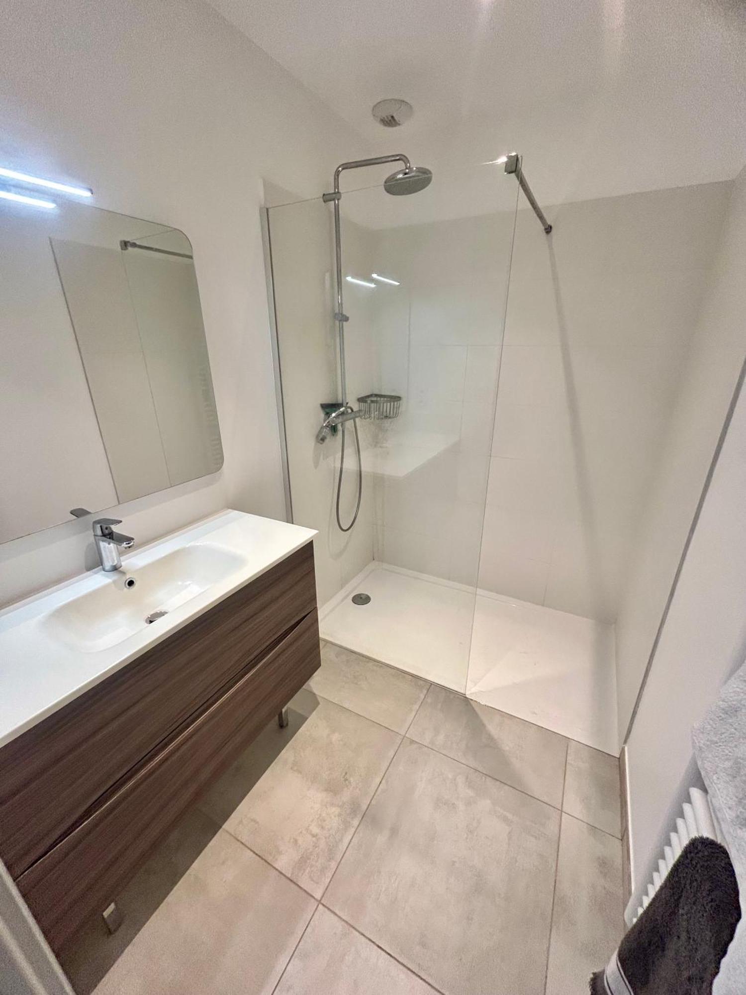 Appartement Luxe Le Levant Ιέρ Εξωτερικό φωτογραφία